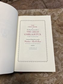《巨人传》The Histories of Gargantua and Pantagruel拉伯雷Rabelais创作，帕普Papé插图 。作品以巨人高康大和庞大固埃父子的传奇经历为主线，描绘了他们在求学、战争、探险等过程中的奇妙故事。书中展现了丰富的想象力，文风幽默诙谐，在嬉笑怒骂间批判了中世纪的经院哲学等，同时倡导人文主义的思想，赞颂人性与知识，是文艺复兴时期的文学瑰宝。