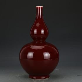 清霁红釉葫芦瓶