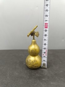 铜葫芦摆件一对，品相如图