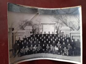 1972年寿光中学高中部同学合影黑白照片一张，尺寸14/11.