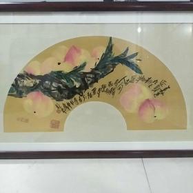 2004年王个簃弟子、吴门画派传人、海上著名画家 杭英 国画作品《美意延年》一幅，金笺纸本镜心、画心约1.2平尺、钤印：杭英、笔情墨趣、福寿，寓意吉祥 值得留存！(不带框)