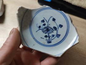 康熙年制寄托款！光绪花卉纹青花大碗瓷片标本