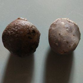 玛瑙原石（带包体）呈色灰白4