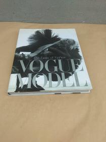 Vogue Model: The Faces of Fashion 时尚：时尚的面孔【精装 外文原版 铜版彩印  8开】