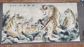 著名画家“谭乐丹（美协理事、国家一级美术师）” 精品国画一幅《五福临门》 六尺整纸约170*90cm 丁亥年  五只虎栩栩如生，活灵活现，神态各异，根根毛发清晰可辨。《五福临门》有好多幅，此幅中间虎回头状，月亮位置居中，题字没关，用印清晰，不可多得。