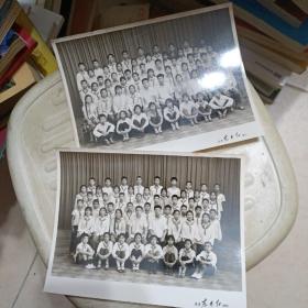 1973年天津某小学毕业照合影（2张合售）