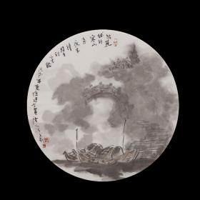 （保真）徐建平
1955年生，江苏武进人。1988年毕业于南京艺术学院美术系。自幼喜画，曾求学于著名书画大师亚明，徐纯原先生。近10年来美术作品8次入选中国美协和江苏美协主办的展览，并在展览中获铜牌奖、二等奖、佳作奖。中国画作品曾赴香港、台北、东南亚地区展出。现为国家二级美术师、中国美协江苏分会会员，现在省级《江苏卫生保健》杂志负责广告和美术工作，专职书画家。