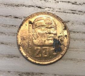 墨西哥20分铜币人像面具（鄙视卖假币的）