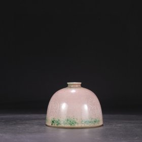 旧藏 清代 康熙豇豆红釉暗刻团龙纹太白尊