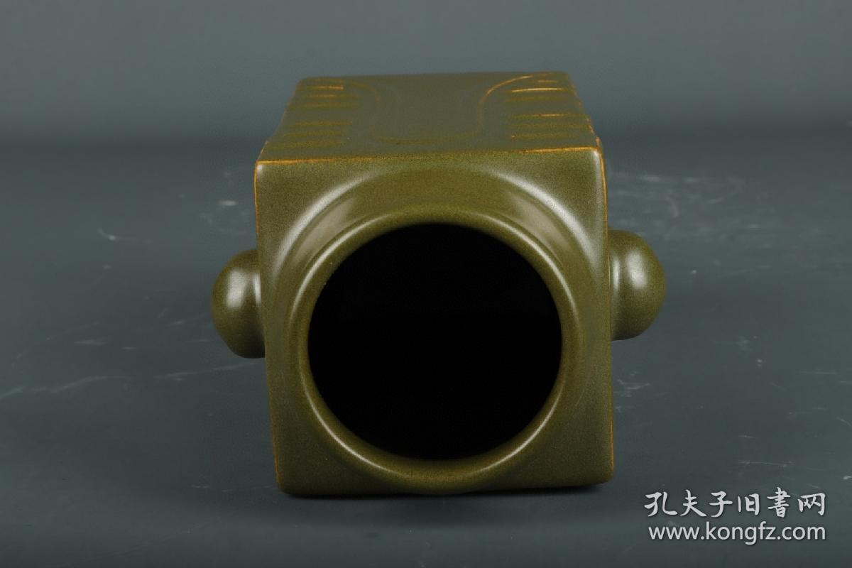 清乾隆茶叶末双耳四方瓶