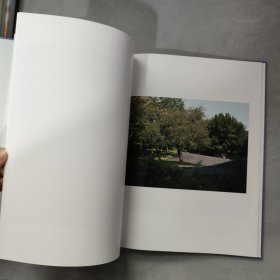 Paul Graham: A Shimmer of Possibility 一丝可能性的光芒