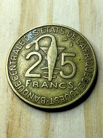 西非25法郎 铝青铜1984年 fz0023