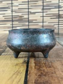 古董  古玩收藏   铜器   铜香炉  尺寸长宽高:9/9/5厘米，重量:0.8斤