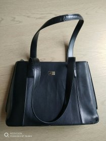 时装女包 挎包 犀牛牌 桂林南药集团纪念品