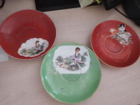 70年代唐山瓷茶托共3个（2个仕女图和1个双猫）
