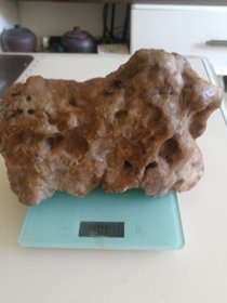 阿拉善奇石-风砺石/戈壁石带洞20*15cm