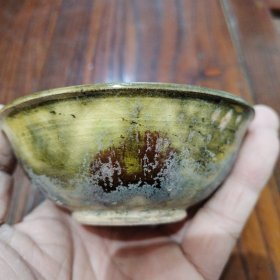巩县窑黄釉小碗