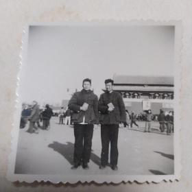 二人行天安门广场老照片