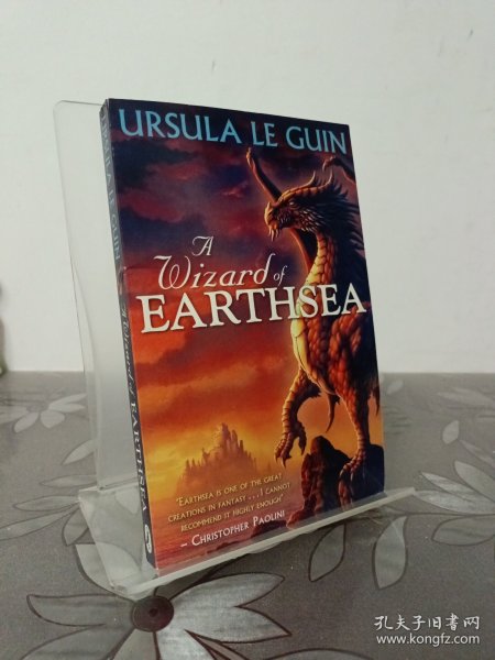 A Wizard of Earthsea (The Earthsea Cycle, Book 1)