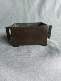 铜香炉