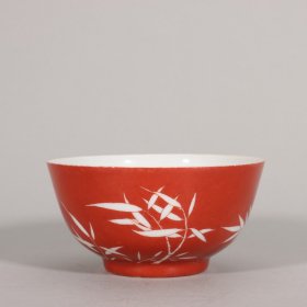清道光矾红拔白竹纹碗