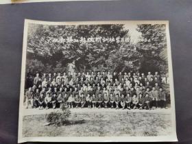 (老照片)六机部镇江船校财训班学习留影1974年5月5日。
