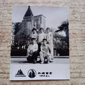 老照片 :上海外滩1964年