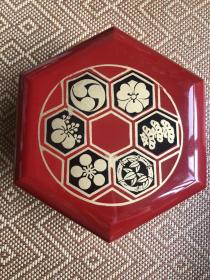 日本制｜传统家纹六角盖罐漆器