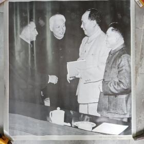 毛泽东，刘少奇，邓小平，陈云同志在一起（1962年）