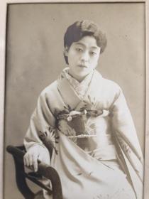 民国时期日本和服美女少妇原版老照片，带帖板