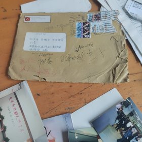 香港著名书画家金东方，手写信封，实寄封，信札，签字照片，资料，一堆