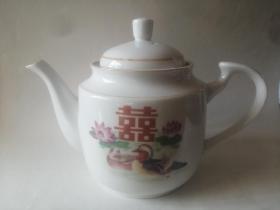 宣化二瓷双囍鸳鸯茶壶