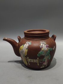 下乡收来的，民国时期，《豫豐》底款，京剧脸谱画彩提梁老紫砂壶一把，包浆自然，保存完整，收藏的佳品。尺寸高15厘米，腰23厘米