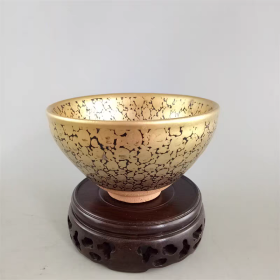 建窑点金油滴盏