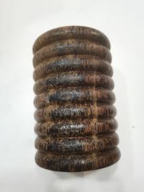 鸡翅木笔筒7.3+7.3+10.5cm  完整，重170g