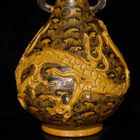 元代白浒孤窑黄釉墨彩雕刻龙纹双耳玉壶春瓶（34×20cm）