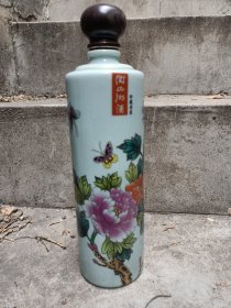 酒瓶 微山湖酒瓶 手绘