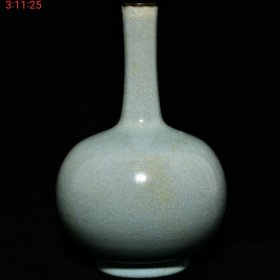 旧藏汝窑黑口釉长颈瓶 尺寸14×25厘米。