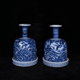 大明宣德青花海水海怪纹摇铃尊20×13厘米