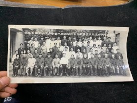 1981年，中华医学会浙江分会老年病学会成立大会暨学术交流会议代表合影，少见