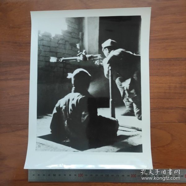 超大尺寸：1942年抗日战争时期，军民利用地道战打击日军