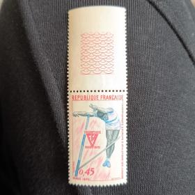 A614外国邮票法国1970体育 欧洲少年田径赛 撑杆跳 雕刻 新 1全 背瑕，品相如图