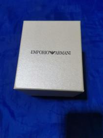 EMPORIO ARMANI 阿玛尼手表盒子