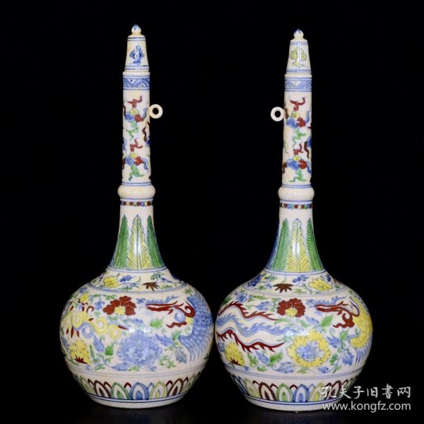 明成化斗彩红胎凤穿牡丹纹长颈瓶31/12.5厘米