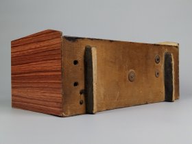 六十年代【最高指示标牌】天鹅收音机，胶木板机外壳，全品完整无修，可响。品相极好！