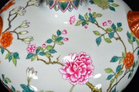 瓷器 清乾隆粉彩花卉纹虎头瓶 20*20厘米