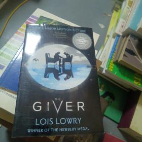 The Giver Movie Tie-In Edition 记忆传授者 电影版 英文原版