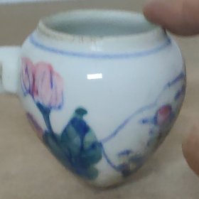 乾隆款粉彩鸟食罐