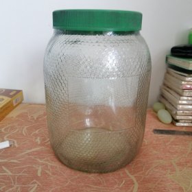 玻璃瓶（老物件）建国初期包装物。