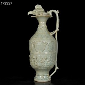 宋越窑雕刻鸡头壶；41x17